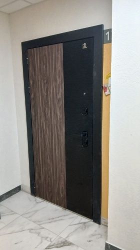 Центурион С-110 Чёрный муар+Кварц черный+Орех Мокко - Софт Ясень Белый фото 2